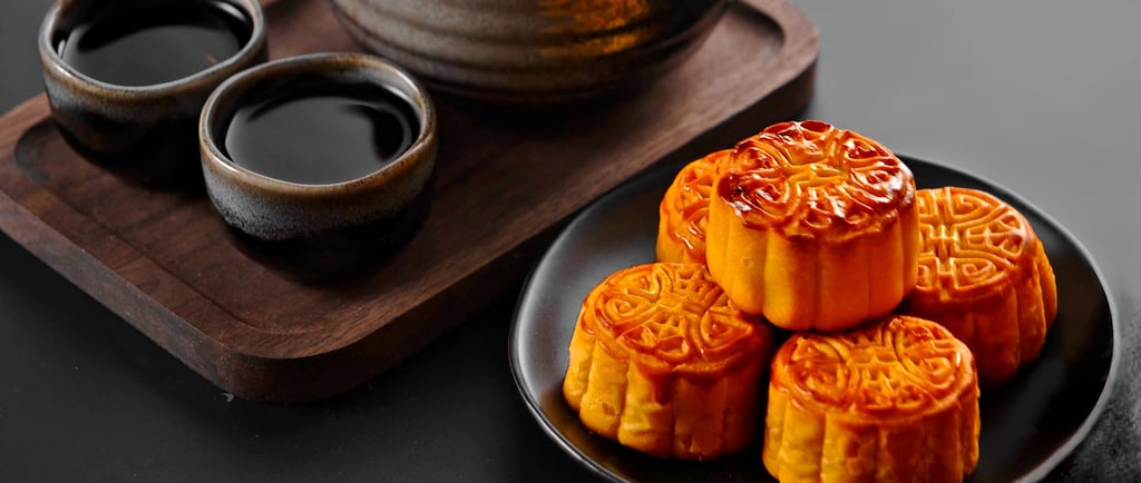 TOURCHINA - TOUR CHINA - CHINESE DESSERTS - MOONCAKE