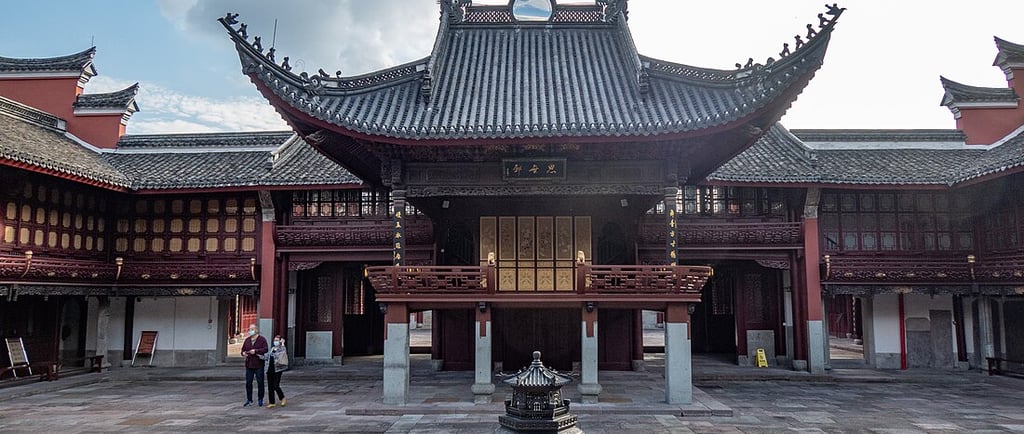 Baoguo Temple Market, Ningbo