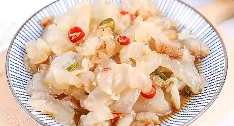Cold Dressed Jellyfish (凉拌海蜇)