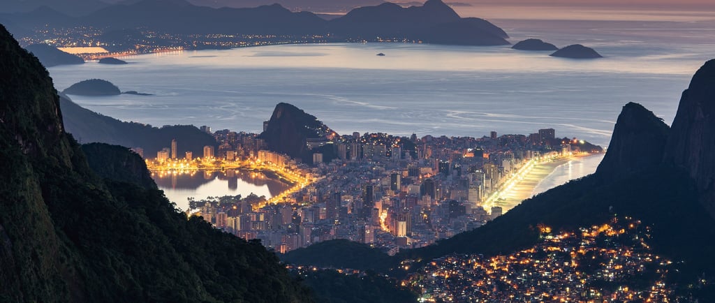 Contrasts of Rio de Janeiro