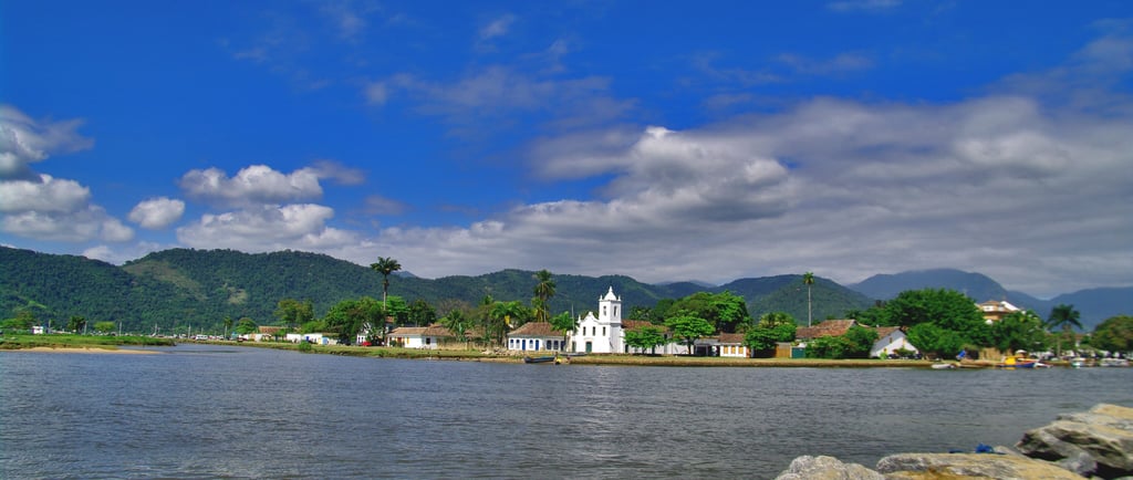 Here_cames_The_Sun_-_Paraty