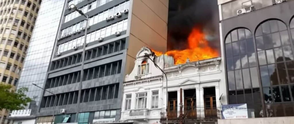 incêndio no Centro Histórico de Porto Alegre