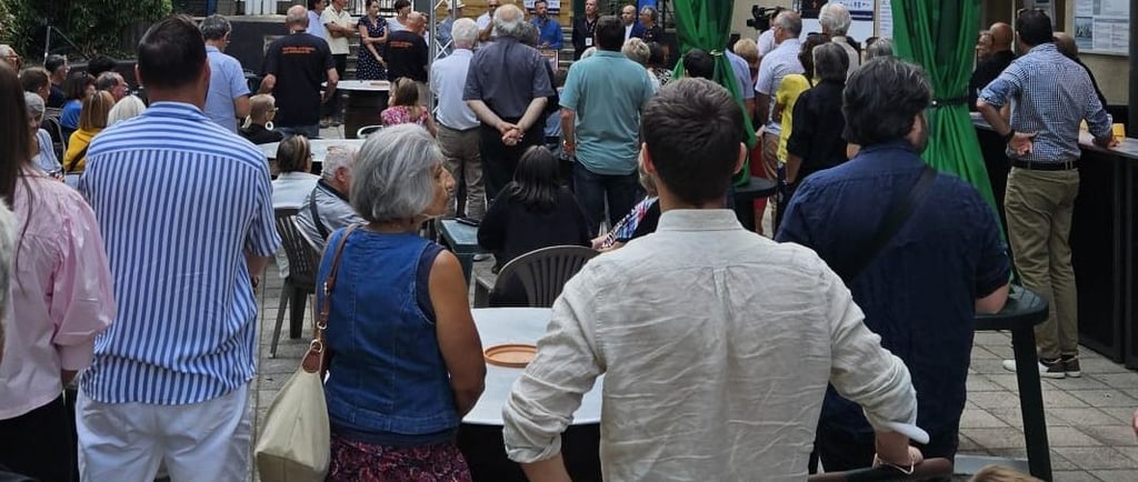 Lancement en extérieur du festival des humoristes 2025