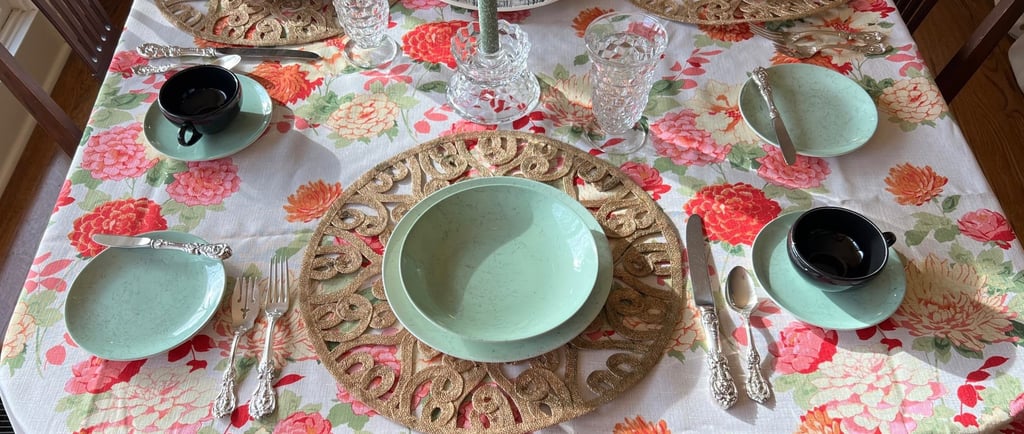 Vintage table linen, Blue Ridge China, Tablescaping