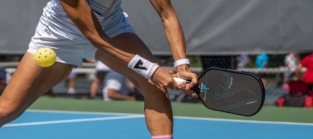 double hands back hand