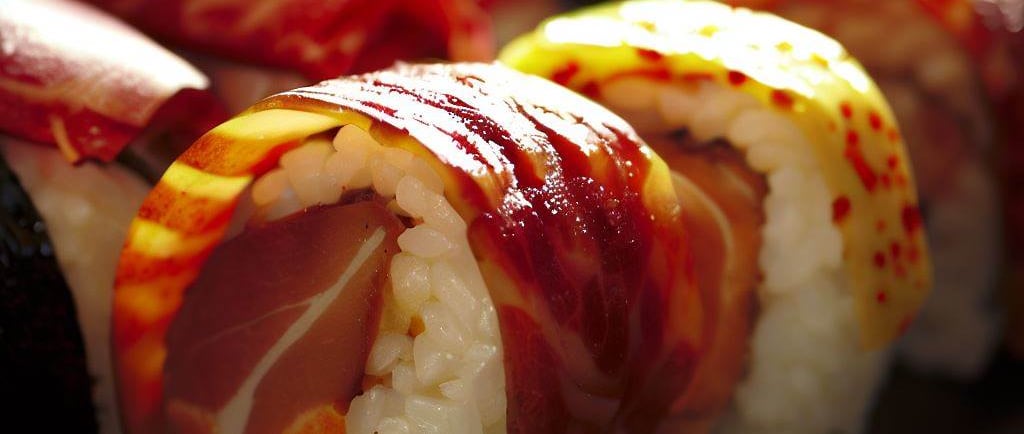 sushi con ingredientes españoles