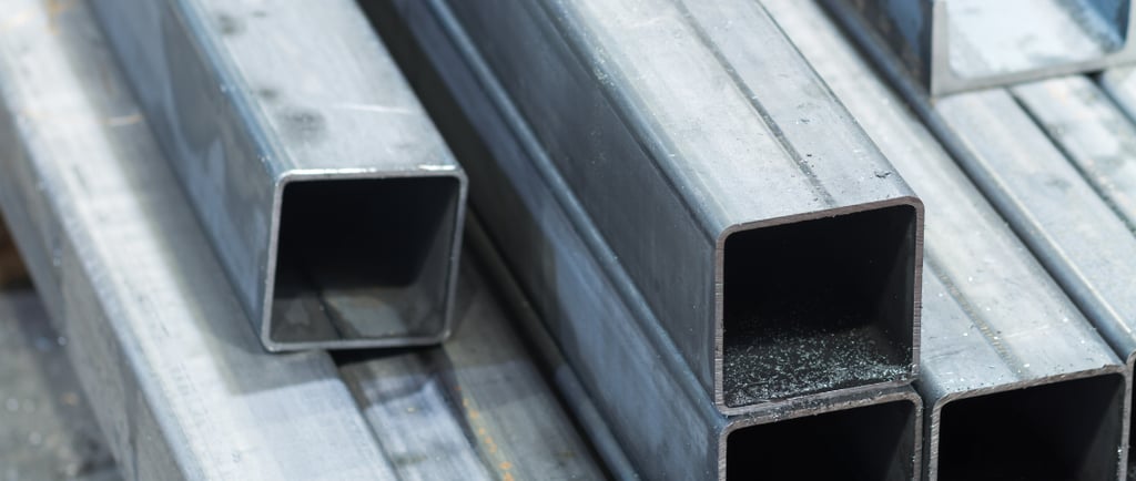 besi hollow konstruksi