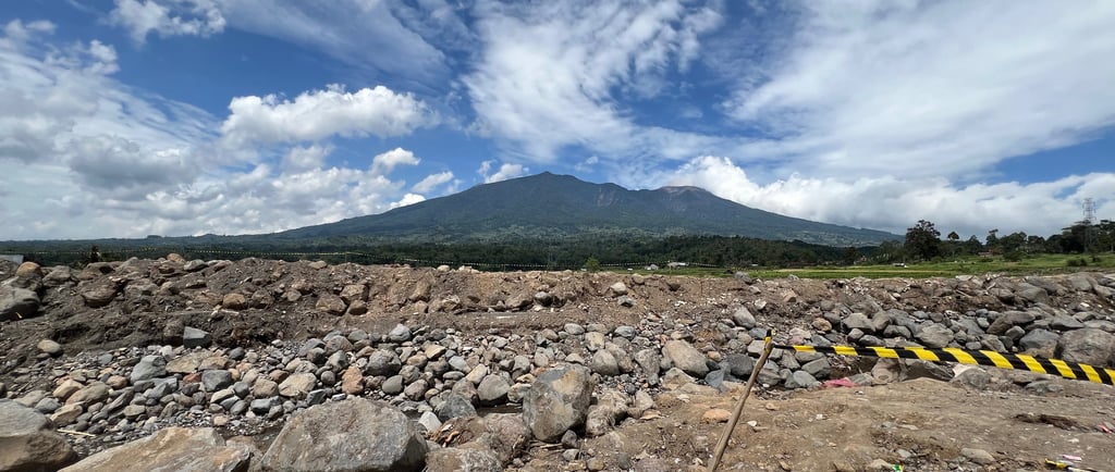 Gunung Merapi Sumatera Barat