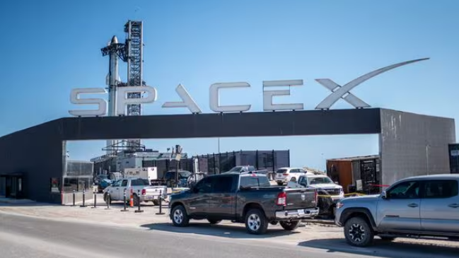 elon-musk-starbase-texas.jpg