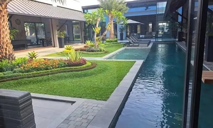 Kolam renang buatan dayanapool yang berkualitas