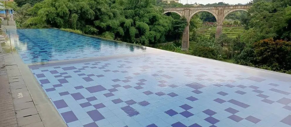 kolam renang infity pool dengan desain elegan buatan dayanapool