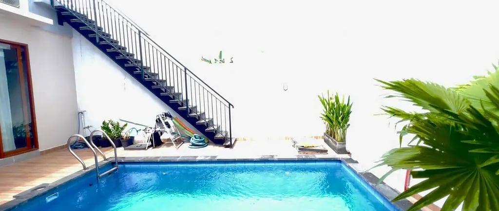 Kolam Jacuzzi minimalis dengan air hangat