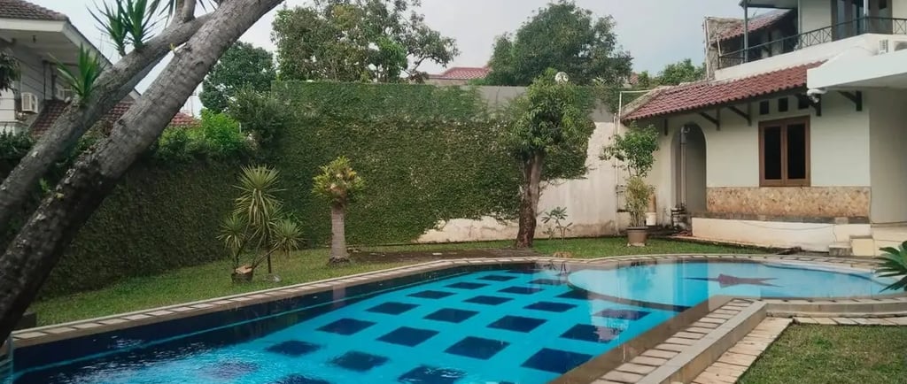 Kolam renang buatan dayanapool yang berkualitas