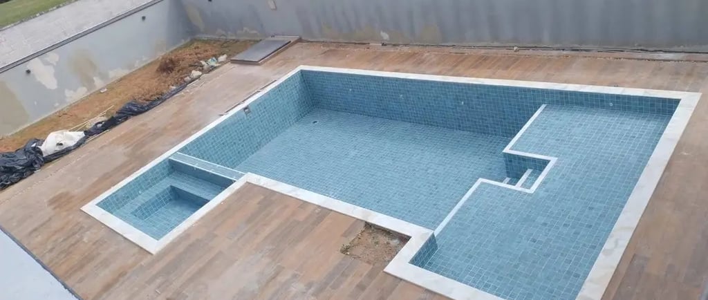 Kolam renang buatan dayanapool yang berkualitas