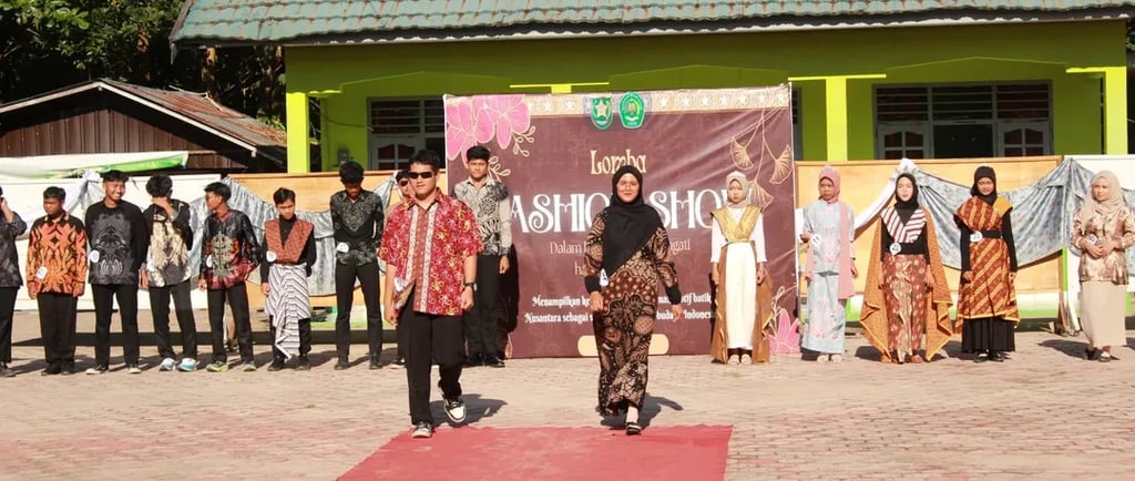 para siswa/siswi mrngikuti perlombaan