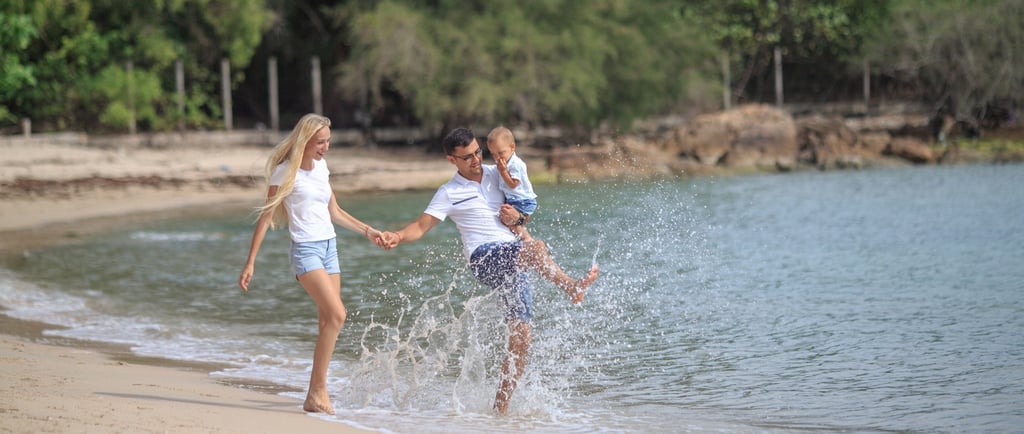 Family Beach Fun Photoshoot on Koh Samui, Thailand