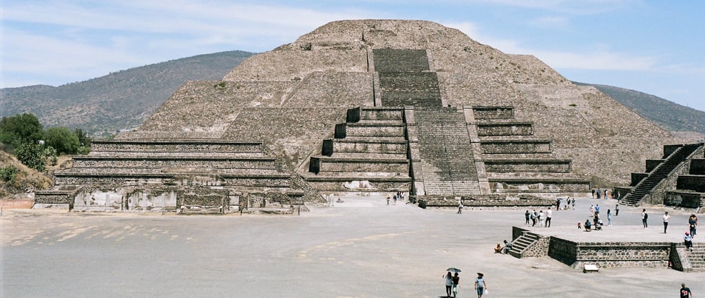 a pyramid shaped building 