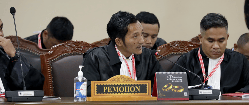Kuasa hukum Pemohon Salman Alfarisi pada sidang Pendahuluan PHPU Legislatif di Ruang Sidang Panel