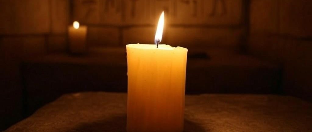Beeswax candle in Egypt 3000 BCE