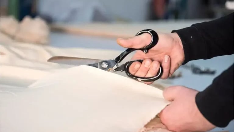 Attrezzature per Apicoltura: Non Solo Telaini e Fondi, Ma Soluzioni Complete