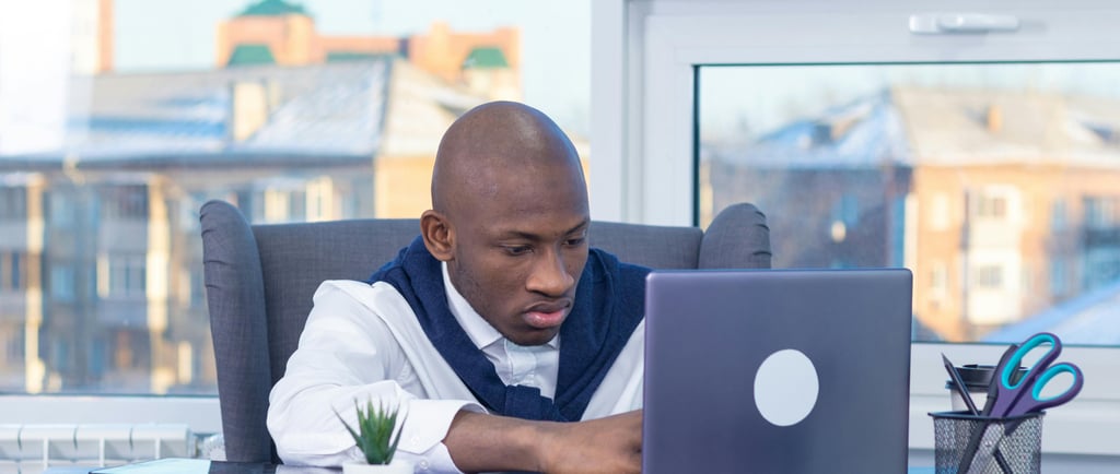 Building a Strong Brand Identity Through Online Marketing for Small Businesses