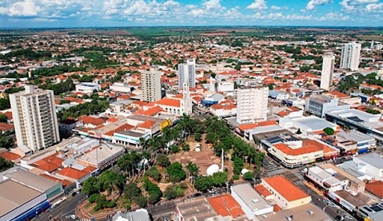 Gestão de Redes Sociais para Oftalmologista em Birigui