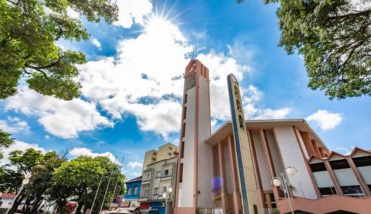 Gestão de redes sociais para cirurgião plástico em Bauru