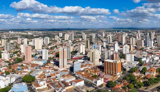 Gestão de redes sociais  para cirurgião vascular em Araçatuba