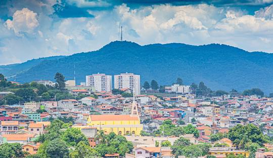 Implementação de CRM em clínicas de Cirurgia Plástica em Várzea Paulista.