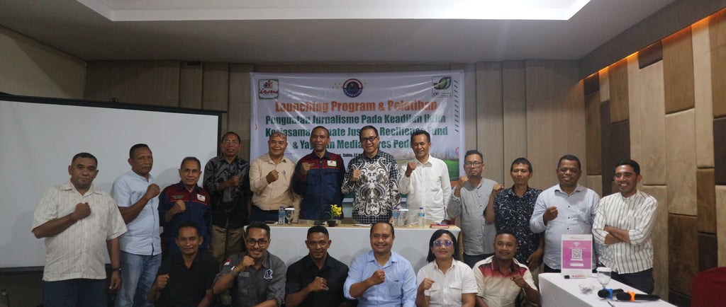 Yayasan Media Flores Peduli (MFP) menjadi salah satu pihak yang mengambil peran strategis itu dengan