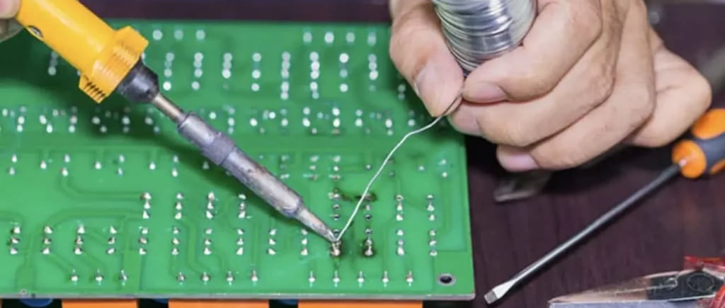Lead-free solder application on electronic circuit board