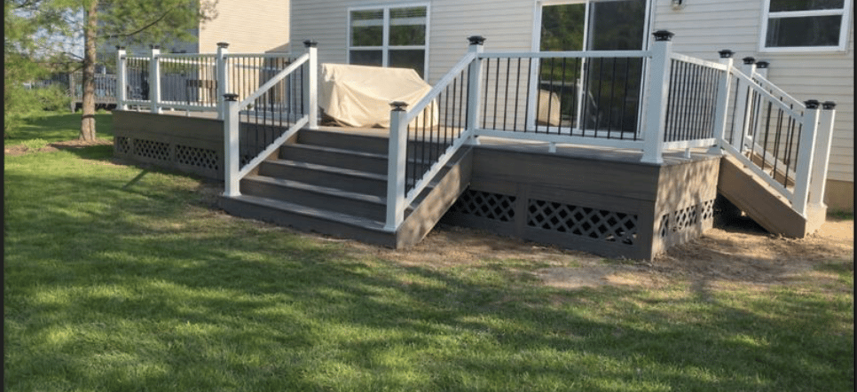 composite deck built in Holt MI
