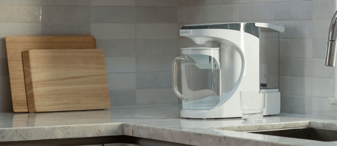 AquaTru reverse osmosis countertop water filter for removing PFAS and lead