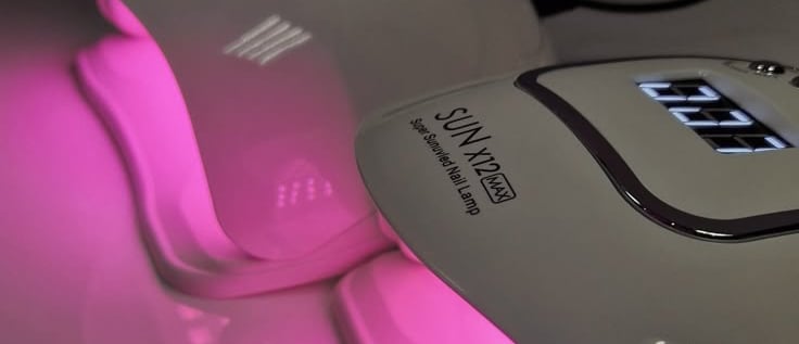 2 lampade uv per unghie con luce rosa