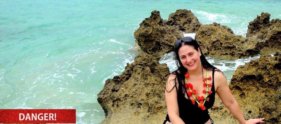 foto da autora na praia em nukkualofa no tonga
