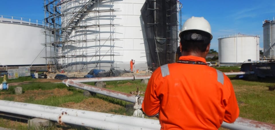 Pengukuran Tangki Pertamina TBBM Surabaya