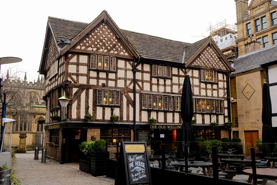the old wellington pub manchester