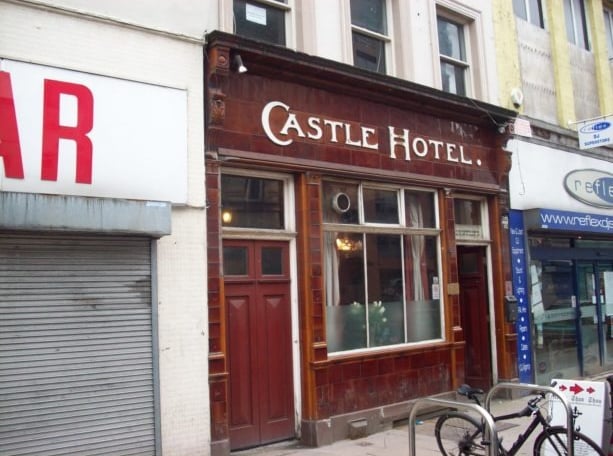 castle hotel pub manchester