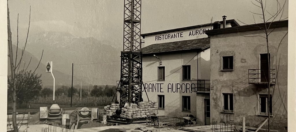 Costruzione dell'Hotel Aurora di Colico partendo dall'antico Ristorante Aurora