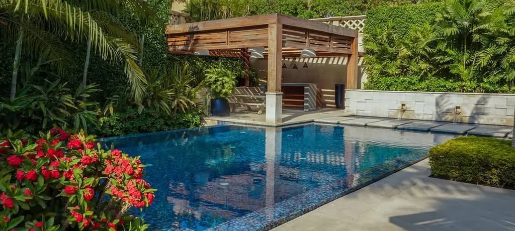 Kolam Renang indah dan minimalis dengan dekorasi menarik buatan dayanapool