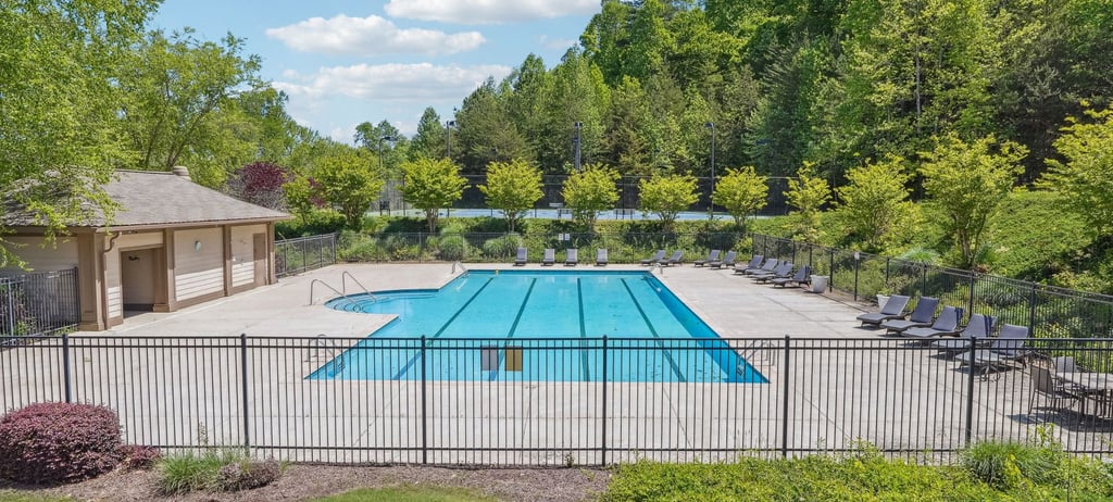 Achasta Pool & Swim