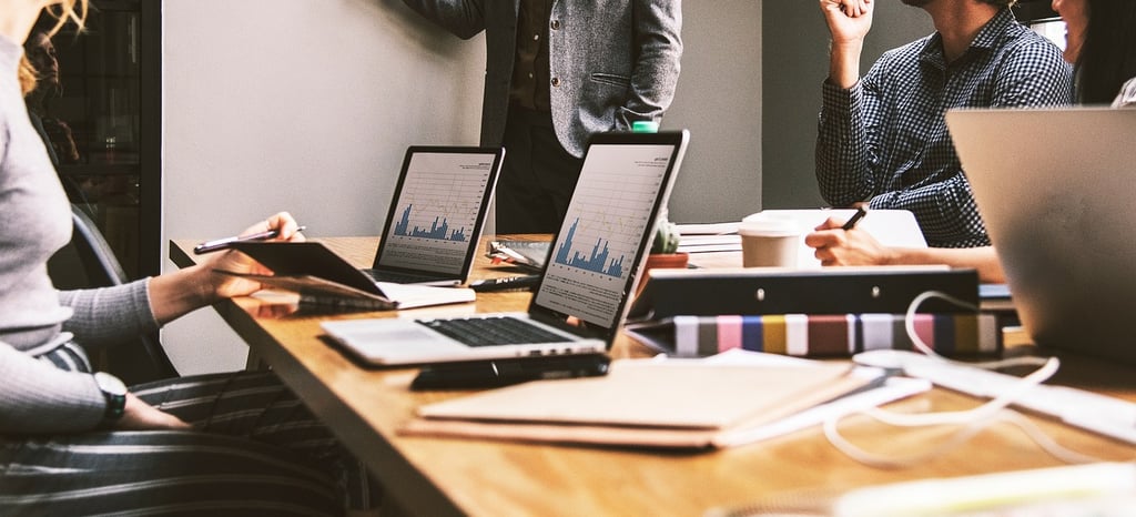 Freelancer vs virtual assistant agency comparison