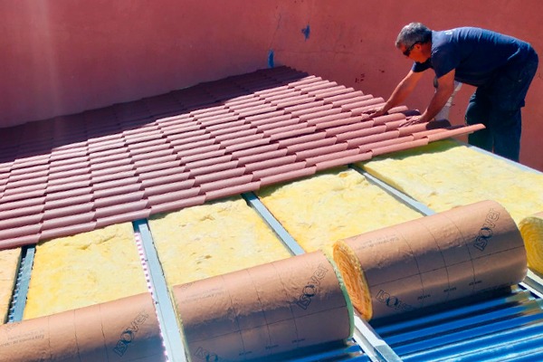 Cubiertur - Montaje e instalación de cubiertas y techos