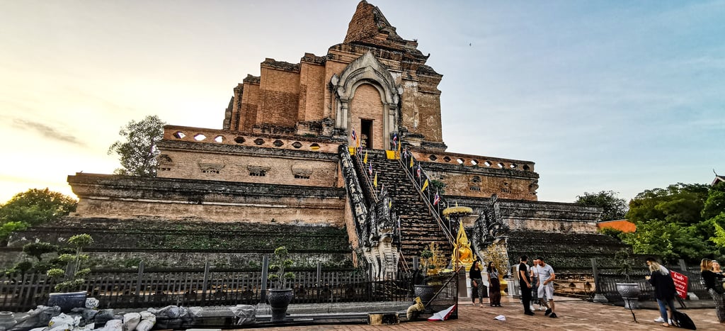 Wat Chedi Luang - Chiang Mai
