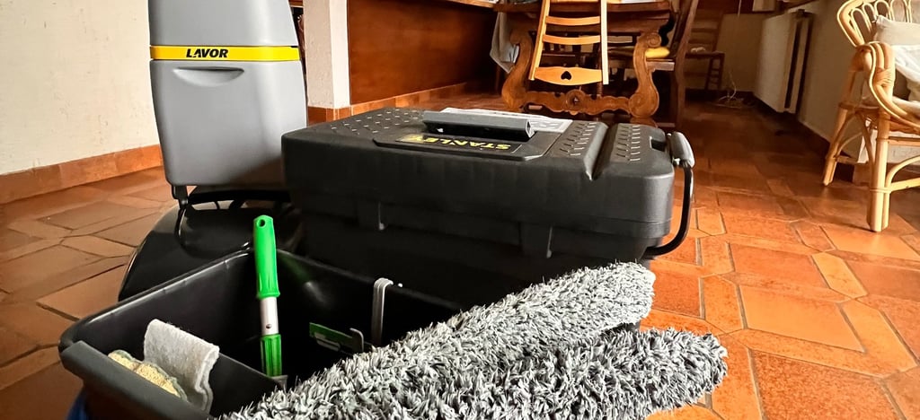 a cleaning mop and a cleaning machine