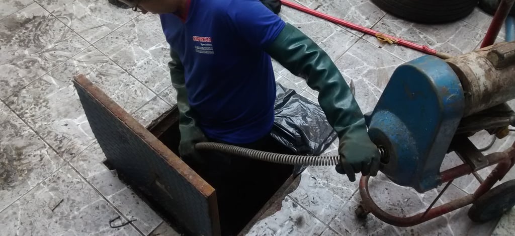 desentupimento de caixa de gordura