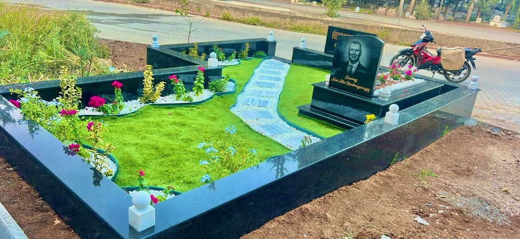 Adana granit mezar taşı, Kabasakal Mezarlığı granit baş taşı, Adana mezar taşı fiyatları, dayanıklı