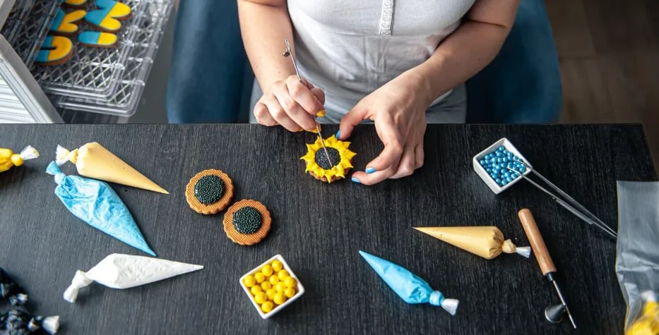 Como ganhar dinheiro com trabalhos manuais — guia para artesãos