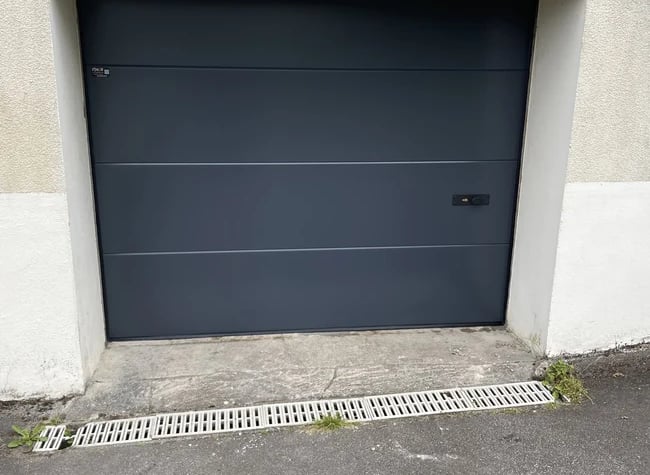 porte de garage manuelle anthracite