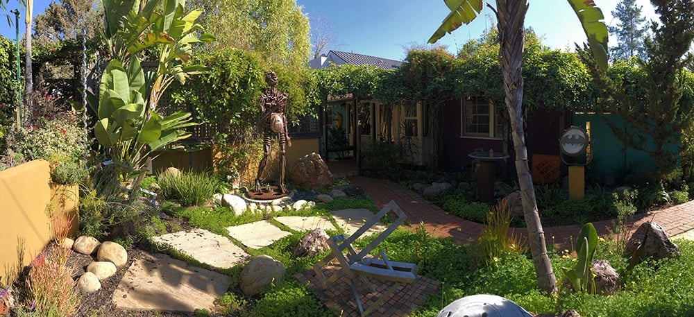 Garden path leading to artist Tal Avitzur's workshop.